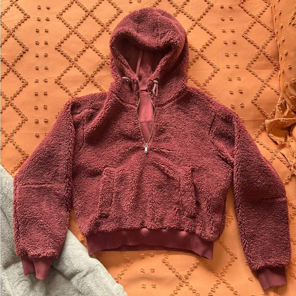 Lululemon Textured Fleece Half Zip